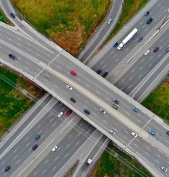 the-difference-between-a-freeway-and-a-highway-2025